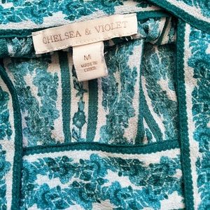 Chelsea & Violet teal tank top blouse